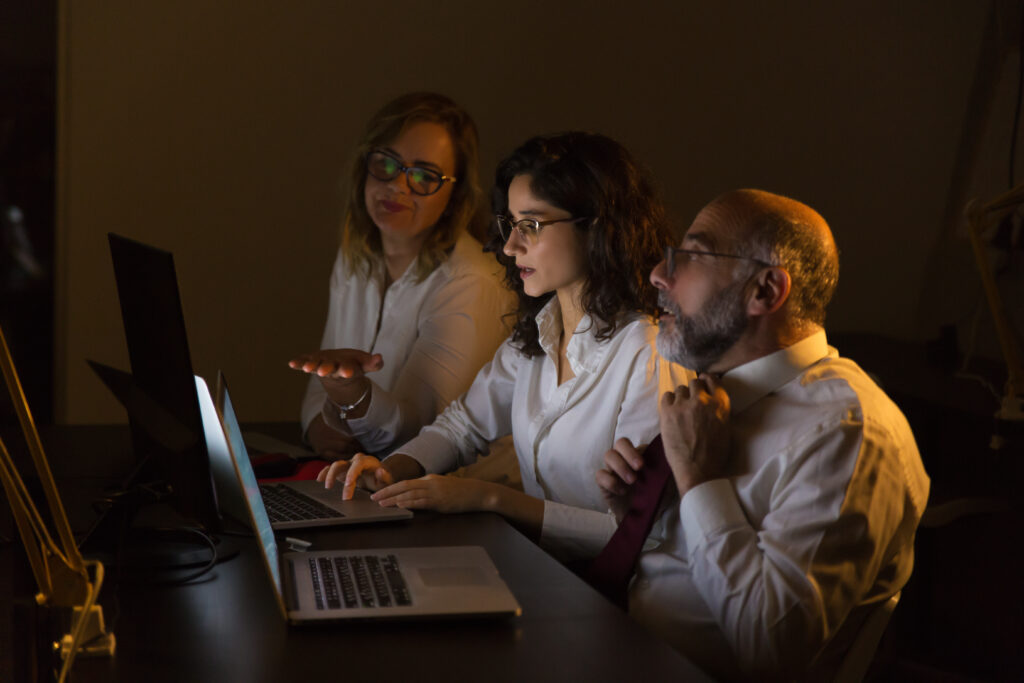 Top Custom Software Development Companies in Florida - Comparison Table l WTT Solutions